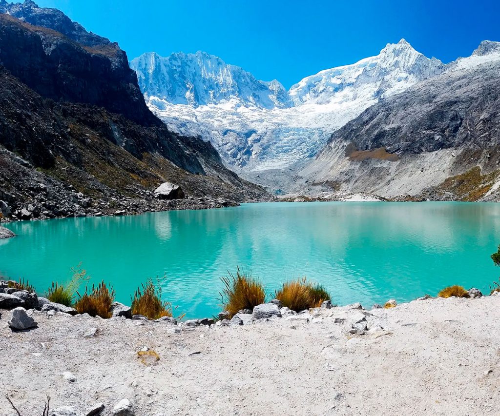 Trekking Laguna Llaca en huaraz