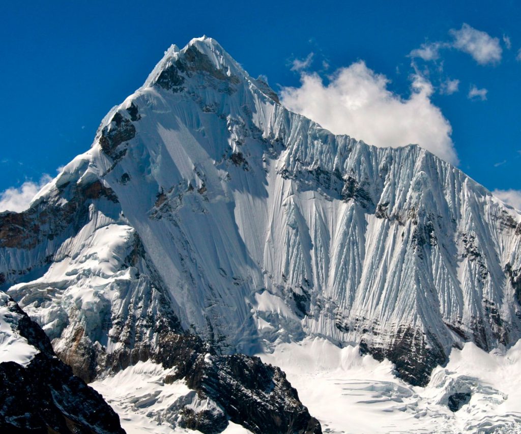 nevado alpamayo en huaraz